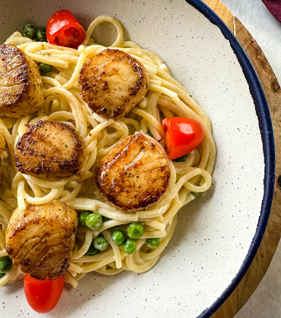 Scallops and Pasta in White Wine Sauce - Simple Seafood Recipes