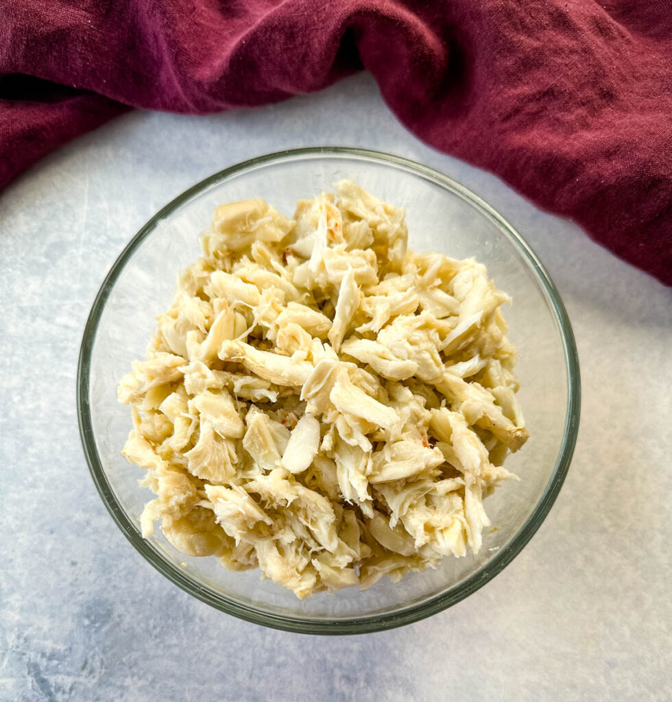 jumbo lump crab meat in a glass bowl