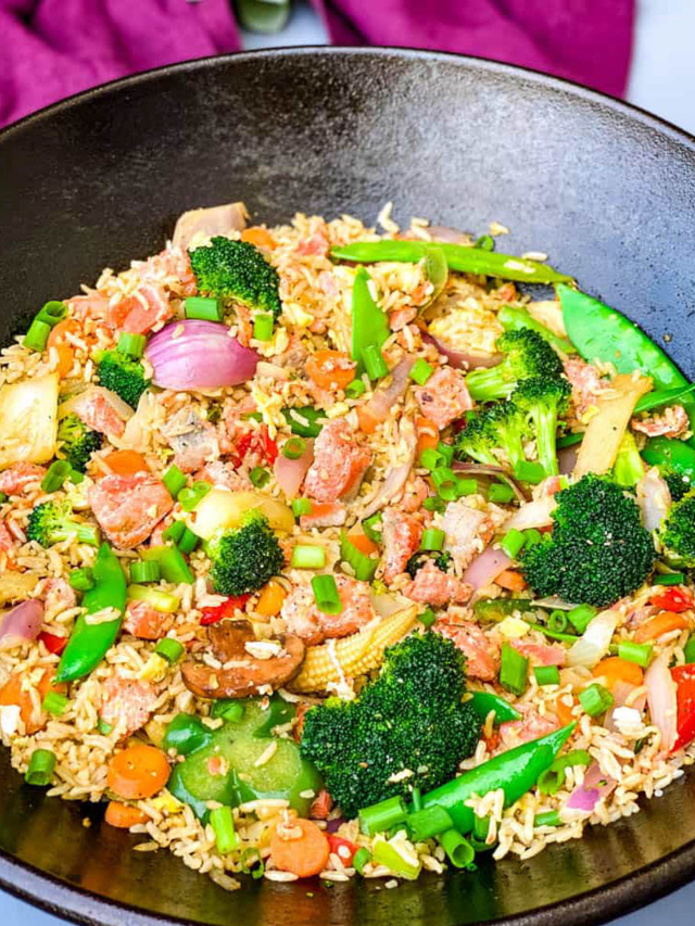 Salmon Fried Rice (easy weeknight dinner)