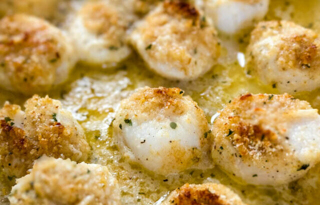 baked-scallops-in-lemon-wine-butter-sauce-2-1