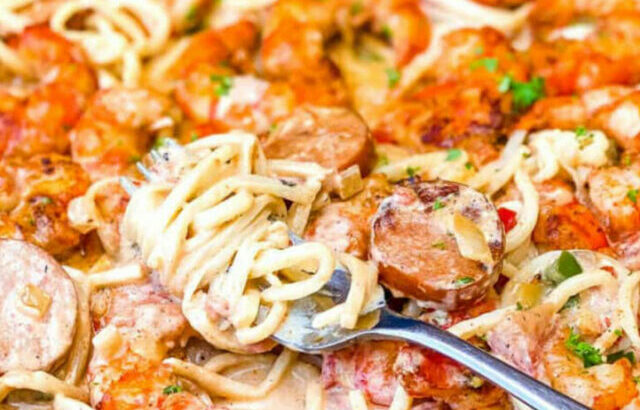 Cajun-shrimp-and-sausage-pasta-recipe-1-936x960