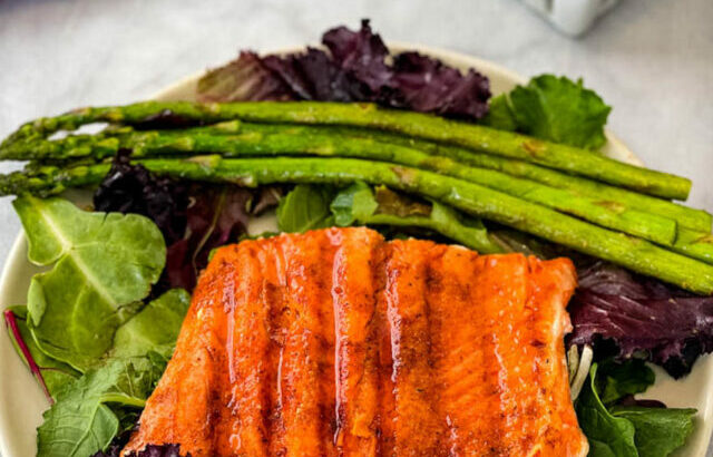 easy-maple-glazed-salmon-recipe-6-1