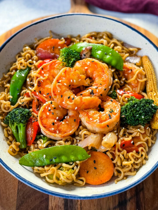Noodle Stir Fry with Shrimp: 30 Minute Dinner!