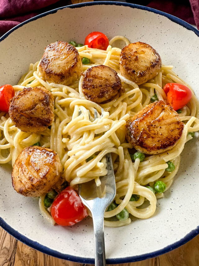 Pan Seared Scallops with Pasta